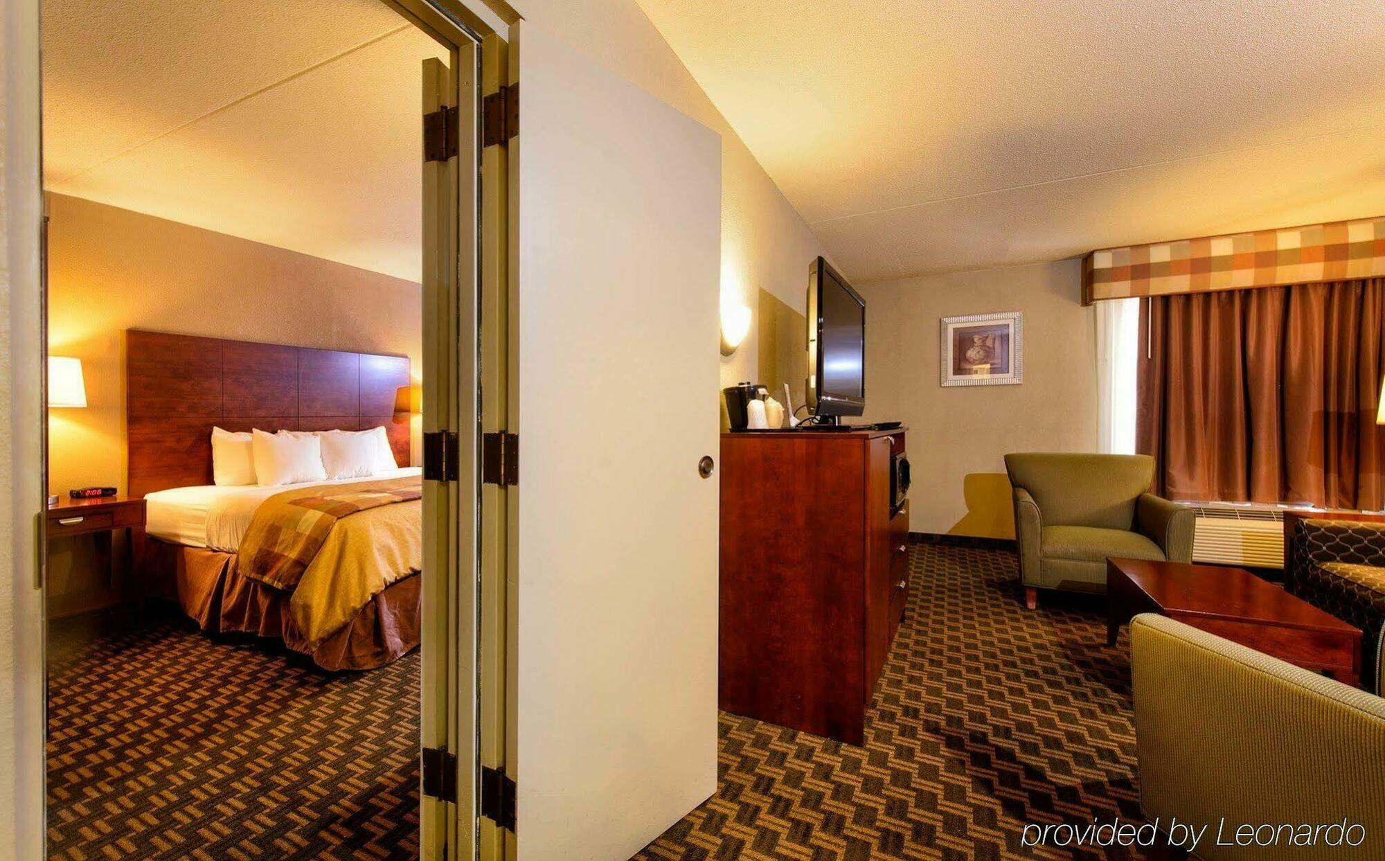 Country Inn & Suites By Radisson, Canton Near Hall Of Fame North Canton Exterior photo